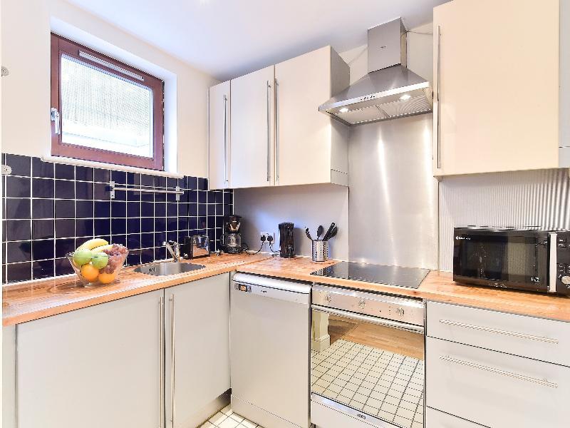 Amber Nike Apartments Лондон Екстериор снимка