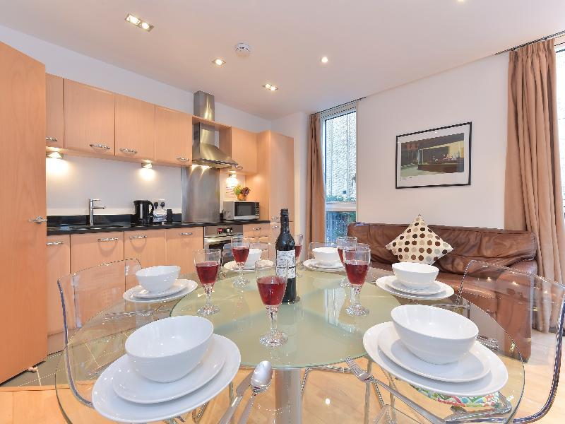 Amber Nike Apartments Лондон Екстериор снимка
