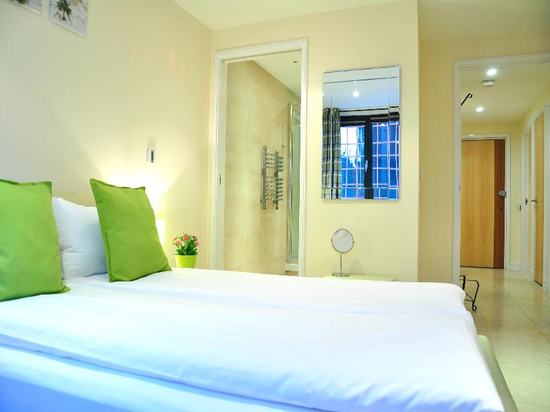 Amber Nike Apartments Лондон Екстериор снимка