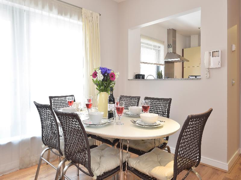 Amber Nike Apartments Лондон Екстериор снимка