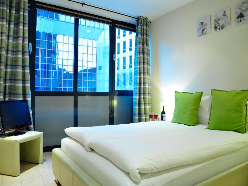 Amber Nike Apartments Лондон Екстериор снимка