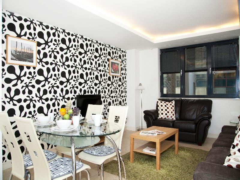 Amber Nike Apartments Лондон Екстериор снимка
