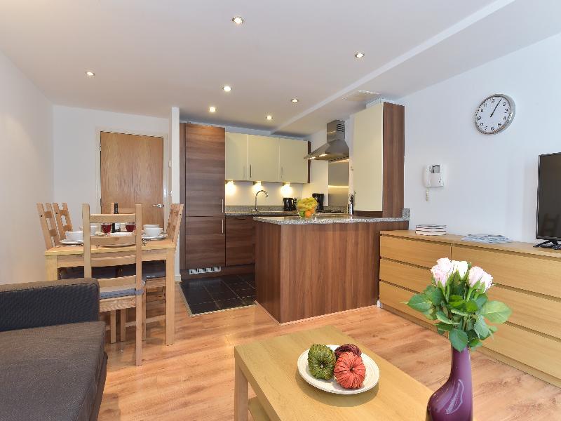 Amber Nike Apartments Лондон Екстериор снимка
