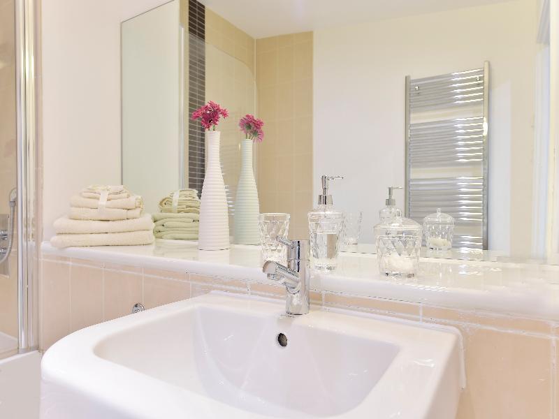 Amber Nike Apartments Лондон Екстериор снимка
