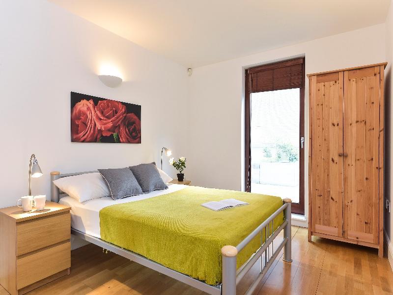 Amber Nike Apartments Лондон Екстериор снимка